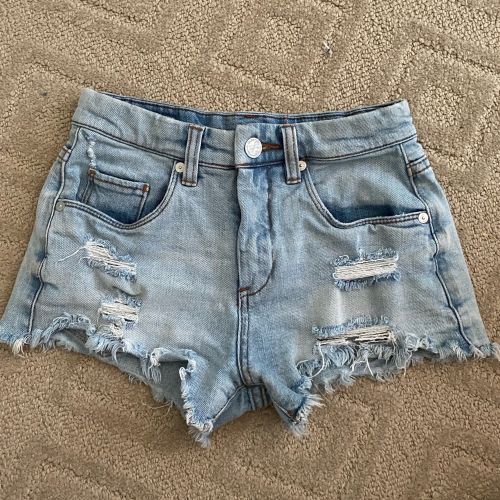 Blank NYC denim wedgie shorts size 24